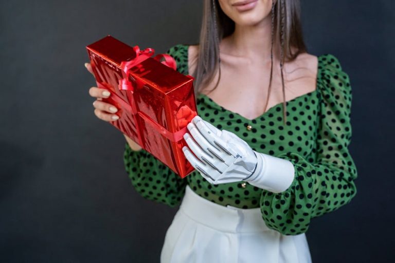 Какой подарок подарить дочери